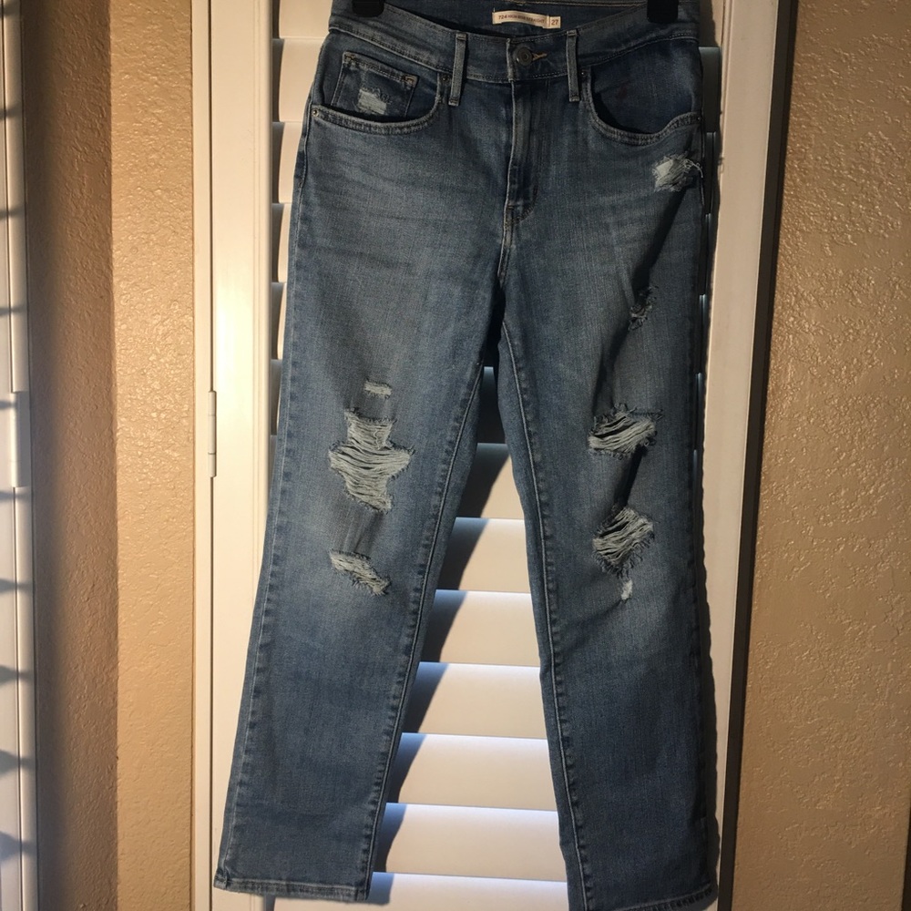 Women Levi’s 724 High Rise Straight Jeans